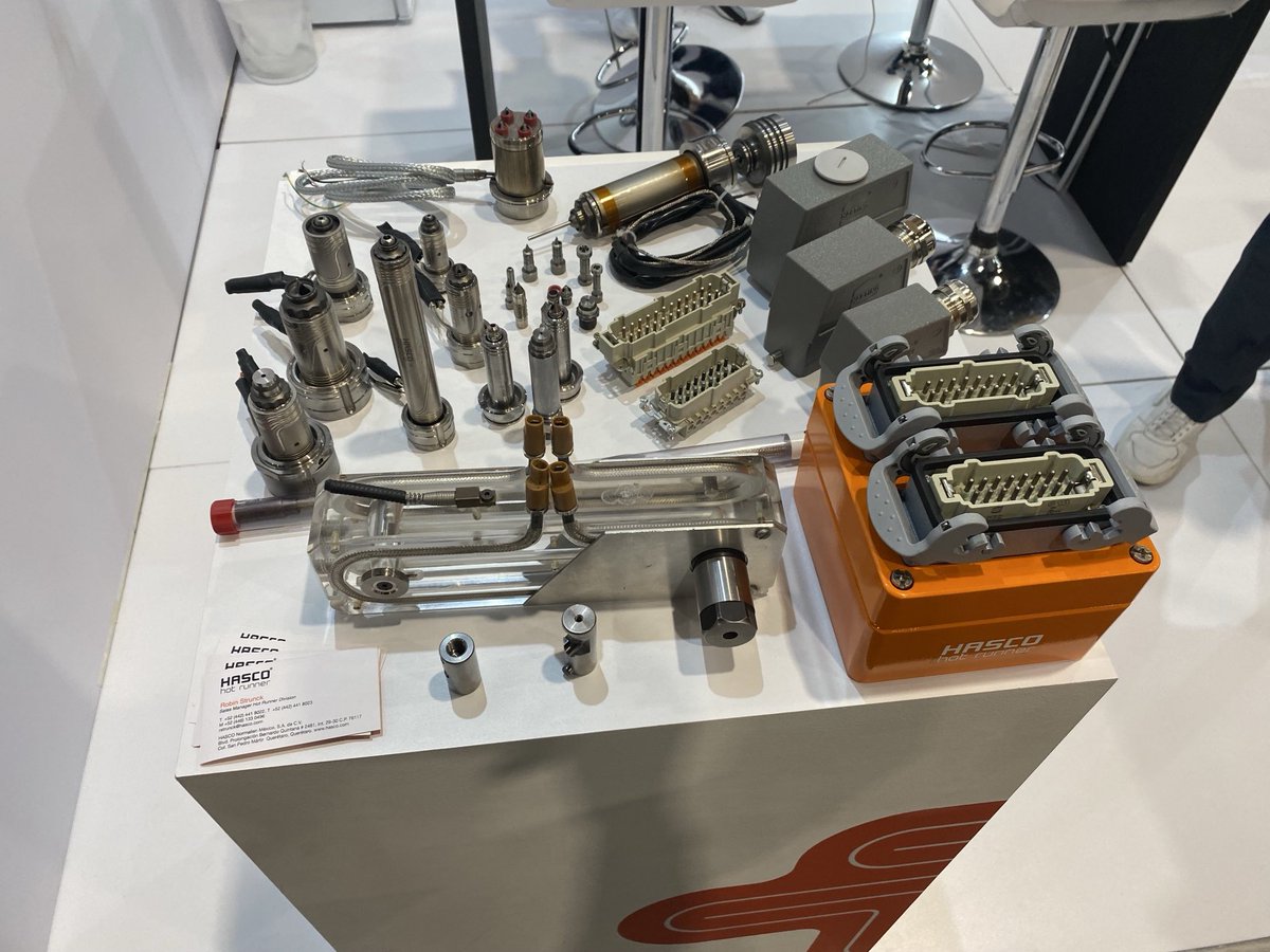 Rafaedoguerrero's tweet image. En la #FeriaIndustrial en ⁦@CorferiasBogota⁩ encontramos sistemas de canal caliente de #hasco