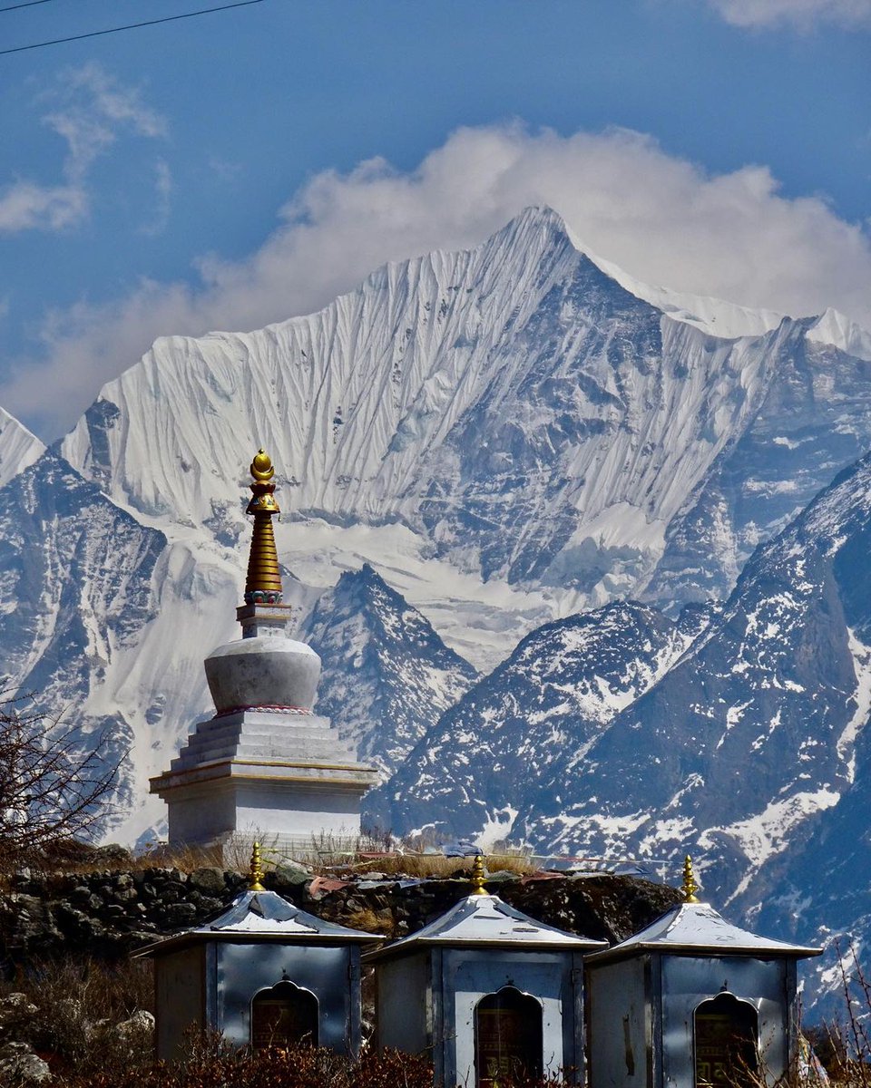 Langtang Valley Trek in the vicinity of the Langtang region of Nepal is one of the most exciting trek destinations, offering travellers majestic views of the Mount Annapurna, Kangchenpo, Lanng Shisha Ri, Langtang, and Ganesh mountain ranges. 

tourandtrekkingnepal.com/package/langta…