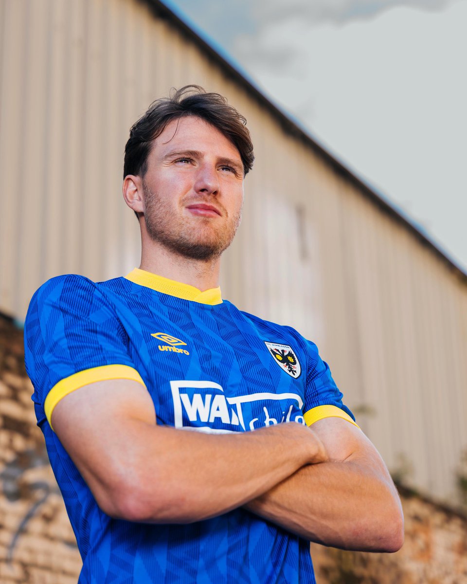 Happy Birthday <a href="/riley_harbottle/">Riley Harbottle</a>! 🥳 

#AFCW 🟡🔵