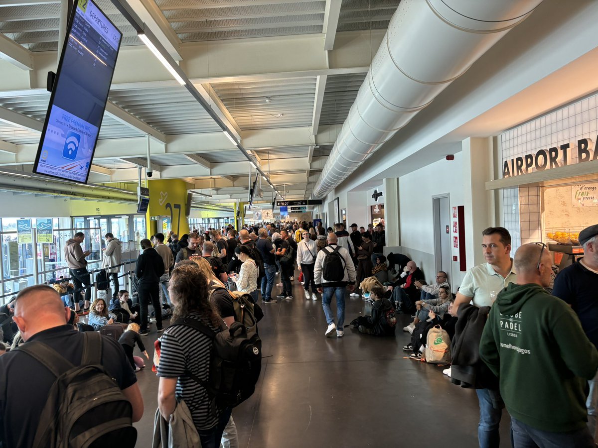 8th different airport this week. Absolutely worst I’ve ever been in. Charleroi, Belgium. 4-5km walk from parking along the highway. Razor wire everywhere, perhaps this is East Berlin? Space for probably 1/4 of the people here. Apologies <a href="/goingplacesCLE/">Cleveland Hopkins International Airport (CLE)</a> for ever complaining