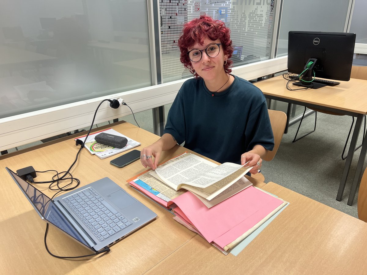 Centre des archives du féminisme (@caf_buangers) on Twitter photo Sofia Panourgias vient de Londres pr consulter des arch. au #Centredesarchivesdufeminisme (<a href="/UnivAngers/">Université d'Angers</a>) pr préparer son mémoire de Licence History and French de l'univ. d'Oxford.Elle travaille sur les femmes immigrées & des territoires d'Outre-mer & les mouvts féministes :1970-80 Sofia Panourgias vient de Londres pr consulter des arch. au #Centredesarchivesdufeminisme (<a href="/UnivAngers/">Université d'Angers</a>) pr préparer son mémoire de Licence History and French de l'univ. d'Oxford.Elle travaille sur les femmes immigrées & des territoires d'Outre-mer & les mouvts féministes :1970-80
