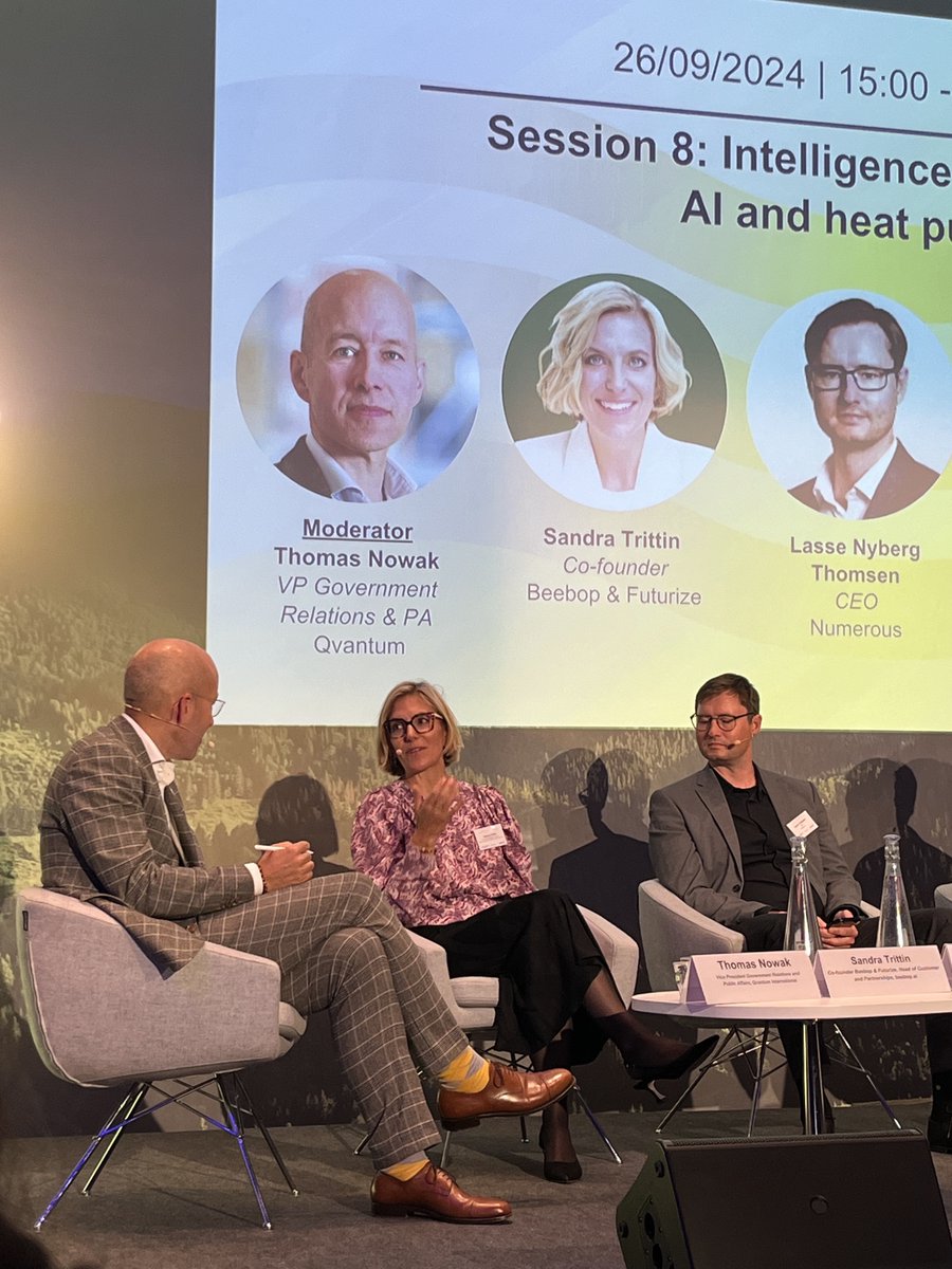 helloheatpumps's tweet image. 🤖 How can we combine #AI with heat pump technology to amplify their potential?

The discussions are brewing during this 8th session of the 2024 #HPForum with insights from experts.

Learn more 👉🏻 hp-forum.eu

#HeatPumps #EnergyTech #EHPA