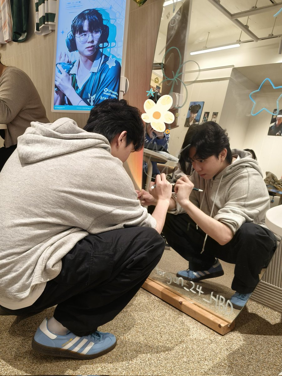 aFanfAnfaN19's tweet photo. 오늘의 루하니🥰 https://t.co/sYRrb0EKff