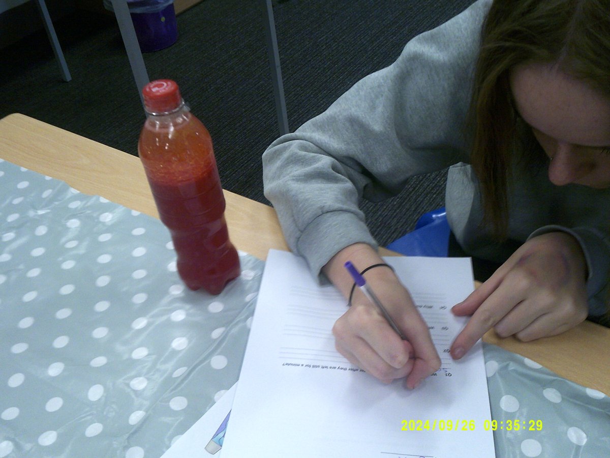 Making lava lamps on our drop down Science day!!