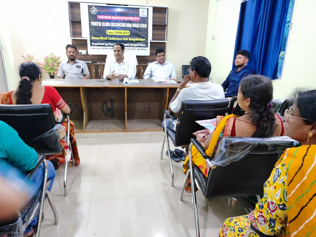 deocmbj's tweet photo. #Awareness #SnakeBite #Lightening #Wecare 
#ResilientOdisha #ZeroCasuality
Lightening &amp; Snake Bite Death Reduction Programs are being carried out through various activities in Mayurbhanj District of Odisha to prepare, educate, aware &amp; empower the people to save their lives. https://t.co/6KRrJWt45W