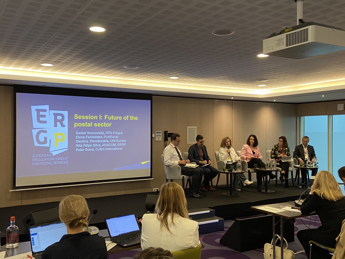 SzebenyB's tweet image. Strong start at 26 Sept #ERGP Stakeholders Forum in #Brussels where @PostEurop is also present! 
@Elenafrz, Board Chairwoman in first panel discussion on future of #postalsector. The postal industry is an essential component of the strenghthening of European #competitiveness!