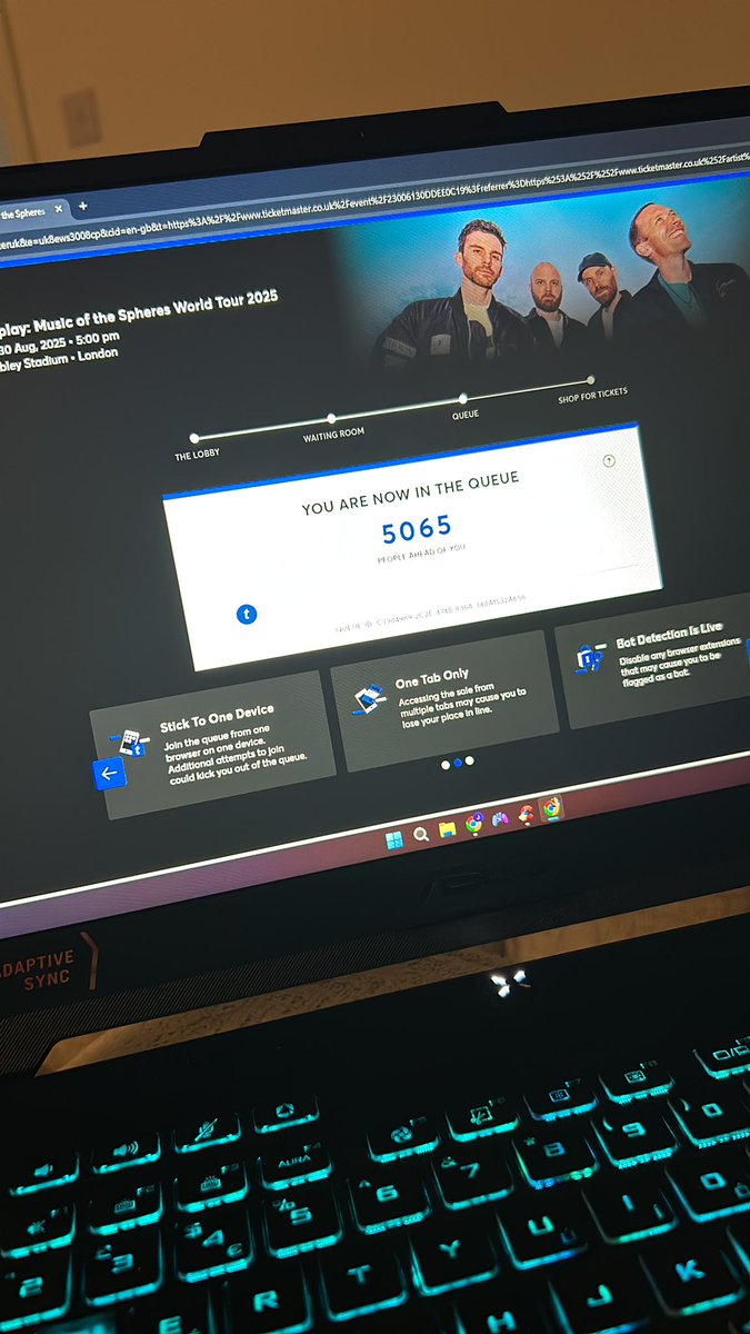 AbsMidz👸🏻 tweet media