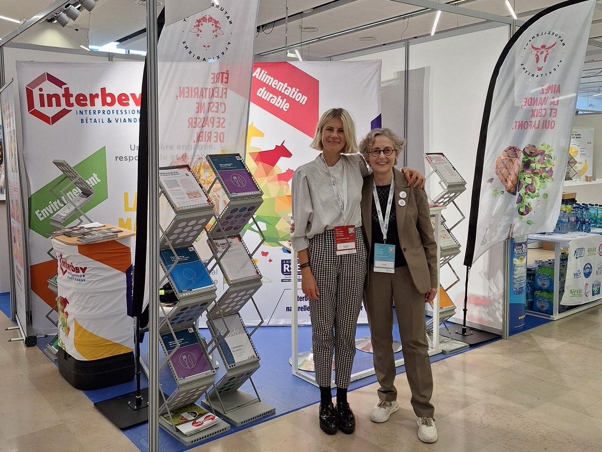 Interbev_fr's tweet photo. Interbev participe aux 62e Journées d’Étude de l'Association Française des Diététiciens Nutritionnistes (#AFDN) à Paris.
Cet événement offre à Interbev une opportunité privilégiée de dialoguer avec les diététiciens français, rassemblant plus de 700 professionnels sur trois jours de congrès.
Il s'agit également d'une occasion pour souligner l'importance de la viande rouge dans le cadre d'une alimentation équilibrée, tout en rappelant que l'équilibre nutritionnel repose sur le plaisir de consommer une variété d’aliments, en adéquation avec les besoins essentiels pour maintenir une bonne santé.
#Nutrition #Diététiciens #AlimentationDurable #Viande