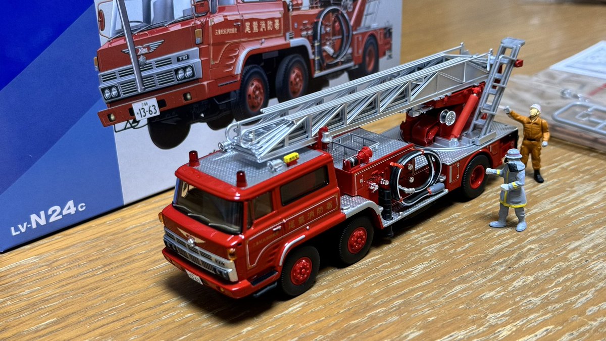 愛*丸様 トミカLIMITED VINTAGE NEO日野TC343型消防車尾鷲 トミカリミテッドヴィンテージ NEO LV-N24c 日野TC343 はしご消防車