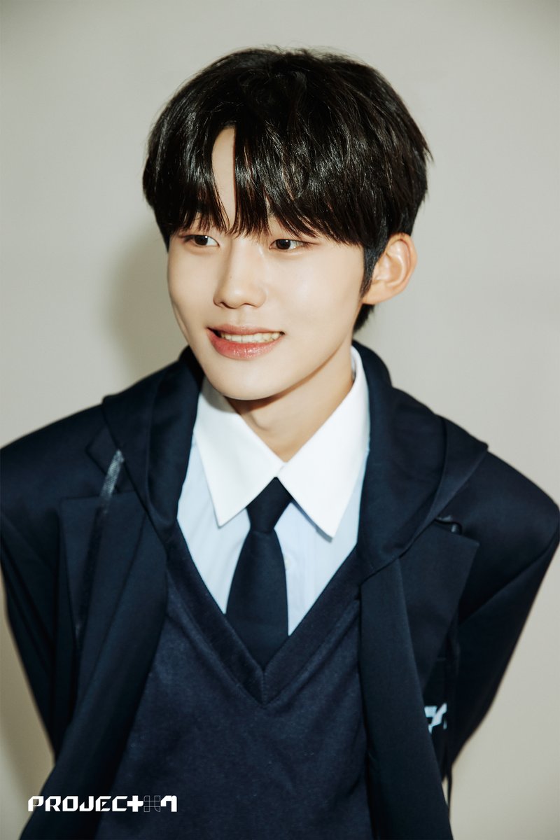 GOGOSING_SLL's tweet photo. 김주현 KIM JOOHYUN

아이돌 조립X강화 프로젝트 <프로젝트 7>
10월 18일 (금) 저녁 8시 50분 JTBC 첫 방송

연습생들을 직접 만나보고 싶다면,
지금 바로 1차 경연 방청 신청하세요🩵 (~9/27(금))
🔗 https://t.co/9jx6ko6j0C

==

Idol Assemble & Upgrade Project
<PROJECT 7> Oct 18th (Fri) 8:50 PM (KST) JTBC 

If you want to meet the trainees in person, apply now to attend the first contest🩵 (until Friday, 9/27)
🔗 https://t.co/9jx6ko6j0C

#PROJECT7 #프로젝트7 #김주현 #KIMJOOHYUN
#Assemble #Upgrade #WorldAssembler
#Lets_Assemble #JTBC #SLL