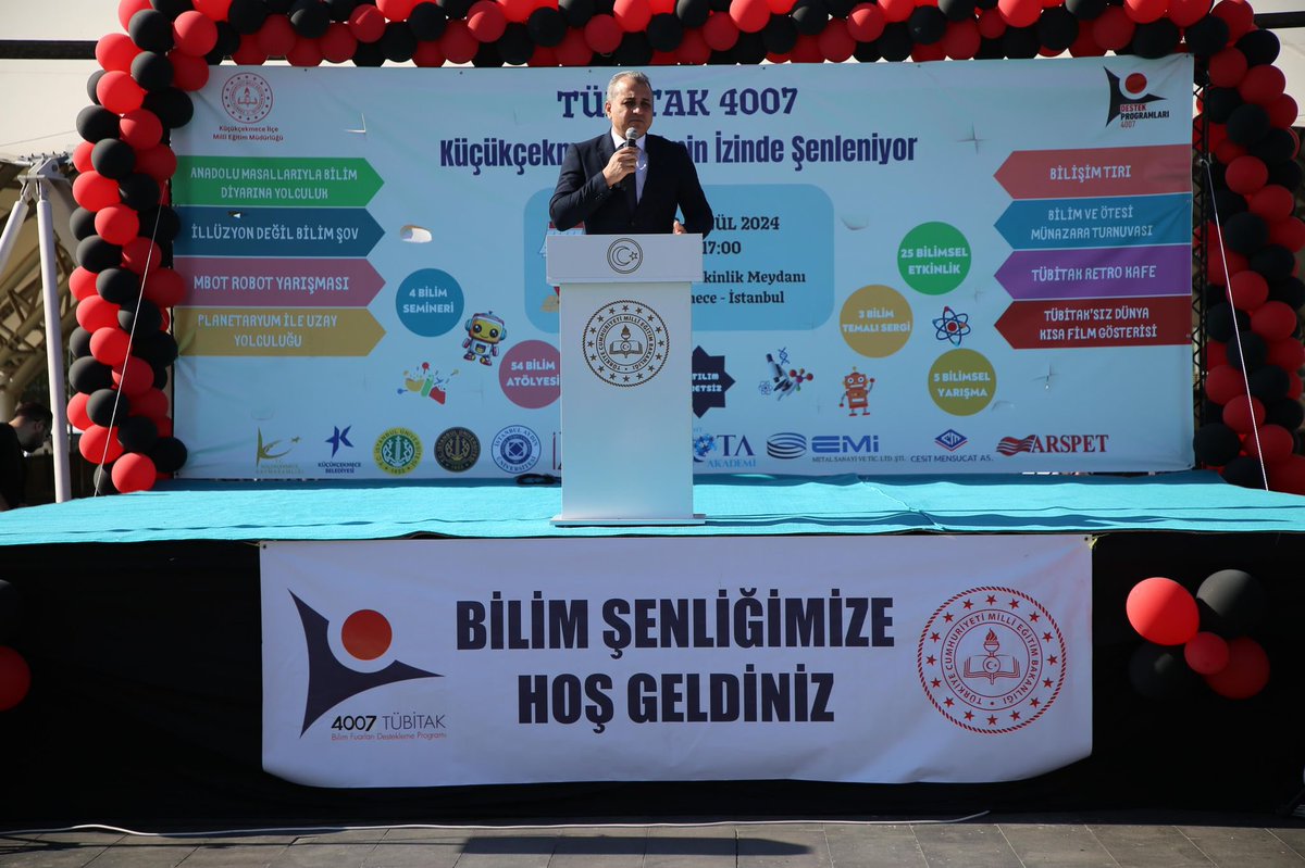 TÜBİTAK 4007-Bilim Şenlikleri Destekleme Programı kapsamında Küçükçekmece Fevzi Çakmak Meydanında “Küçükçekmece Bilimin İzinde Şenleniyor” adlı sergi açılışı, Kaymakamımız Mustafa Anteplioğlu’nun katılımı ile yapıldı. #KüçükçekmeceBilimŞenliği <a href="/tcmeb/">Millî Eğitim Bakanlığı</a> <a href="/Tubitak/">TÜBİTAK</a> <a href="/KcekmeceKymklik/">T.C. Küçükçekmece Kaymakamlığı 🇹🇷</a>