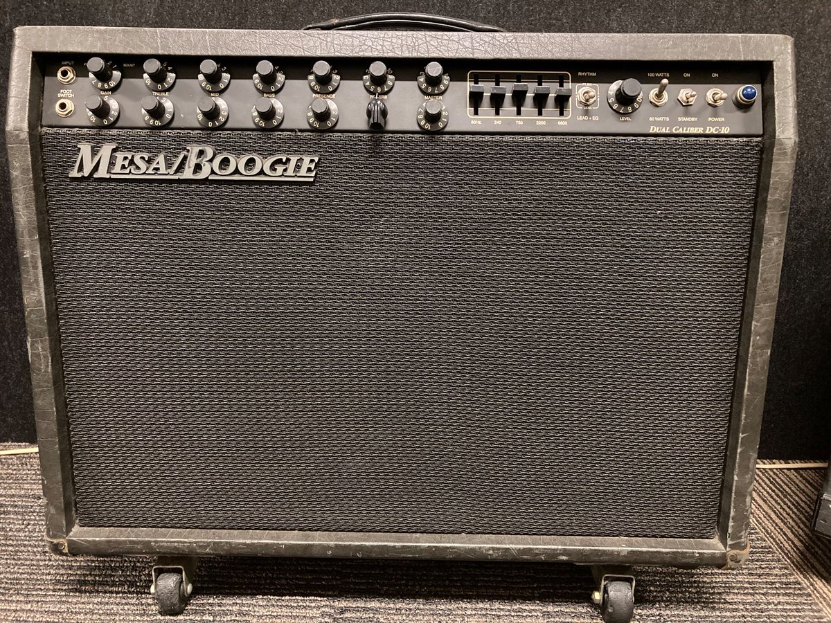 【USED情報】
Mesa Boogie チューブアンプ Dual Caliber DC-10
2チャンネル オールチューブ100Wコンボアンプ。
大幅値下げ！！
jacklion.blog.shinobi.jp/Entry/187/