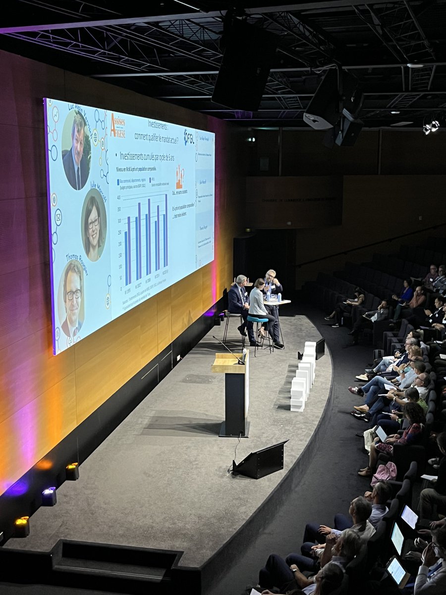 📊En direct des #Assises #AFIGESE24 : la revue de conjoncture des finances locales commence ! Nos experts : Luc Alain Vervisch, Julie Marcoff et Thomas Rougier analysent les tendances économiques impactant nos territoires. 
 #collterr  #revuedeconjoncture