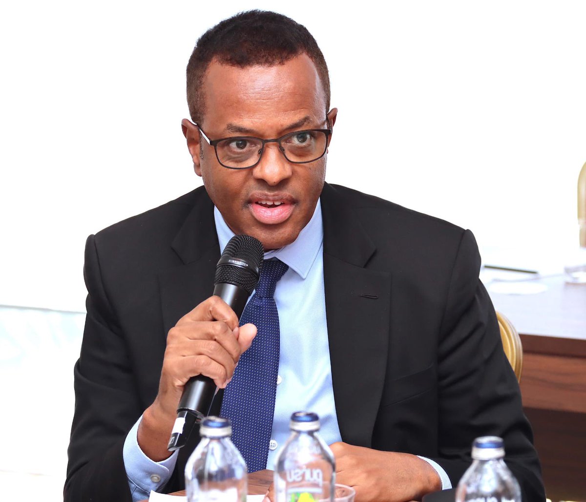CentralBankSo's tweet photo. Somalia's delegation successfully concluded the 2nd review of the #ECF program & #ArticleIV consultations with @IMF. @CentralBankSo remains committed to leading financial reforms to support macroeconomic stability and inclusive growth. #BankigaDhexe #IMF #Somalia https://t.co/wWXrBCeJe2