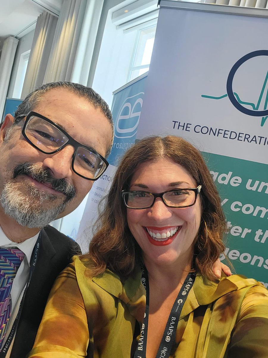 Look who popped by CBS TABLE 11 at #BAAPS24 - hair transplant surgeon <a href="/Drgregwilliams/">Greg Williams</a>! <a href="/BAAPSMedia/">BAAPS</a>