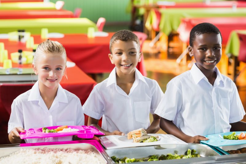 We believe that the key to a good food culture is through cooking, growing, eating and sharing good food in accessible ways throughout the day, not just at mealtimes. 🕒🍽️

Find out more about our #WholeSettingApproach to food 👇

foodforlife.org.uk/about-us/whole…