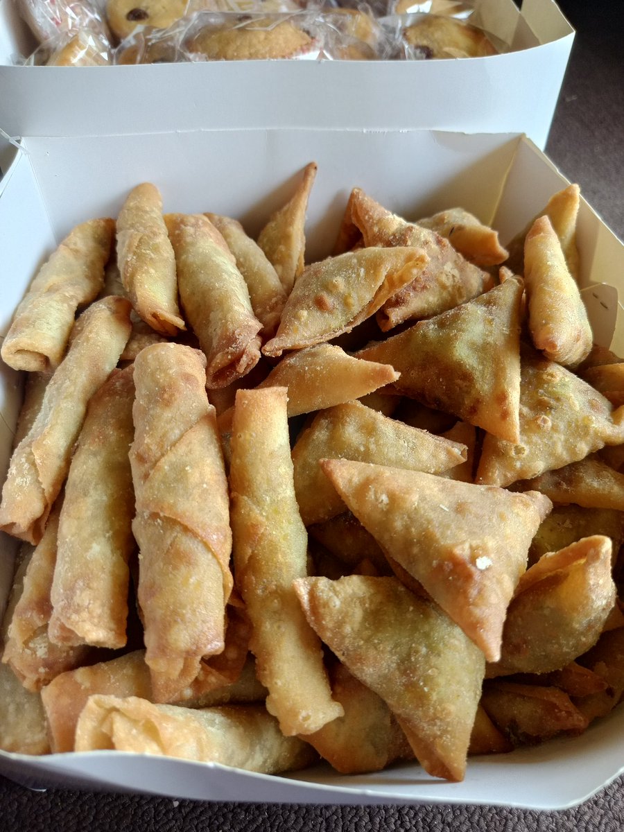 _ayshaamal's tweet photo. Assalamualaikum x people please help me repost this tweet I had mixup date 🥺
Please help me sell it 🙏🏼 https://t.co/DUoyPHTDHE