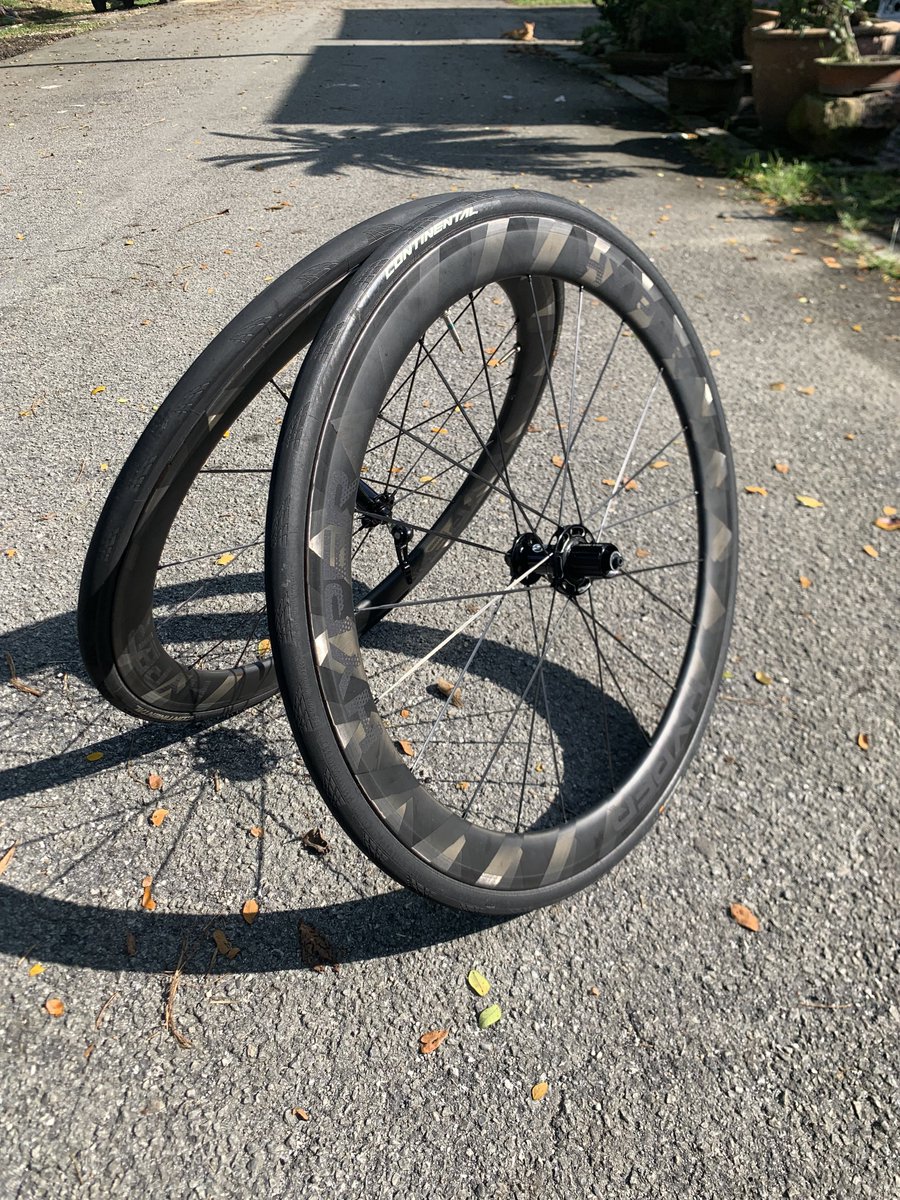 FariqBAzaha's tweet photo. FULLBIKE / PART UNTUK DIJUAL URGENT ‼️ 

Spec:

Argon18 Gallium Pro - XS
Ultegra R8000
Winspace Hyper 50mm 
Continental GP5K 25mm
Magene power meter - 165mm
Shimano pedal
Prologo NDR saddle
Vision Trimax Carbon Handlebar - 38cm
OG Evkin Pro Stem - 100mm, -10

Sila DM utk detail https://t.co/SI6v6Uvwnh
