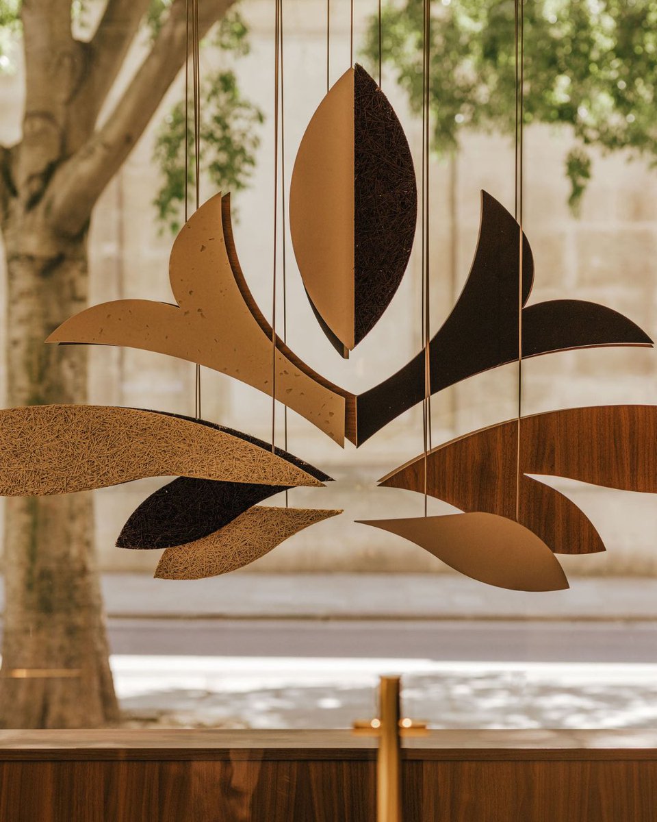 [#AWARDS X #CBAParis]

CBA Design remporte l’Argent au Grand Prix Stratégies 2024 🥈

Nous sommes fiers d’annoncer que notre réalisation pour @ValrhonaFrance a été primée en Architecture commerciale au Festival <a href="/StrategiesGP/">Stratégies GP</a> ⤵️

urlr.me/Qfb9Y