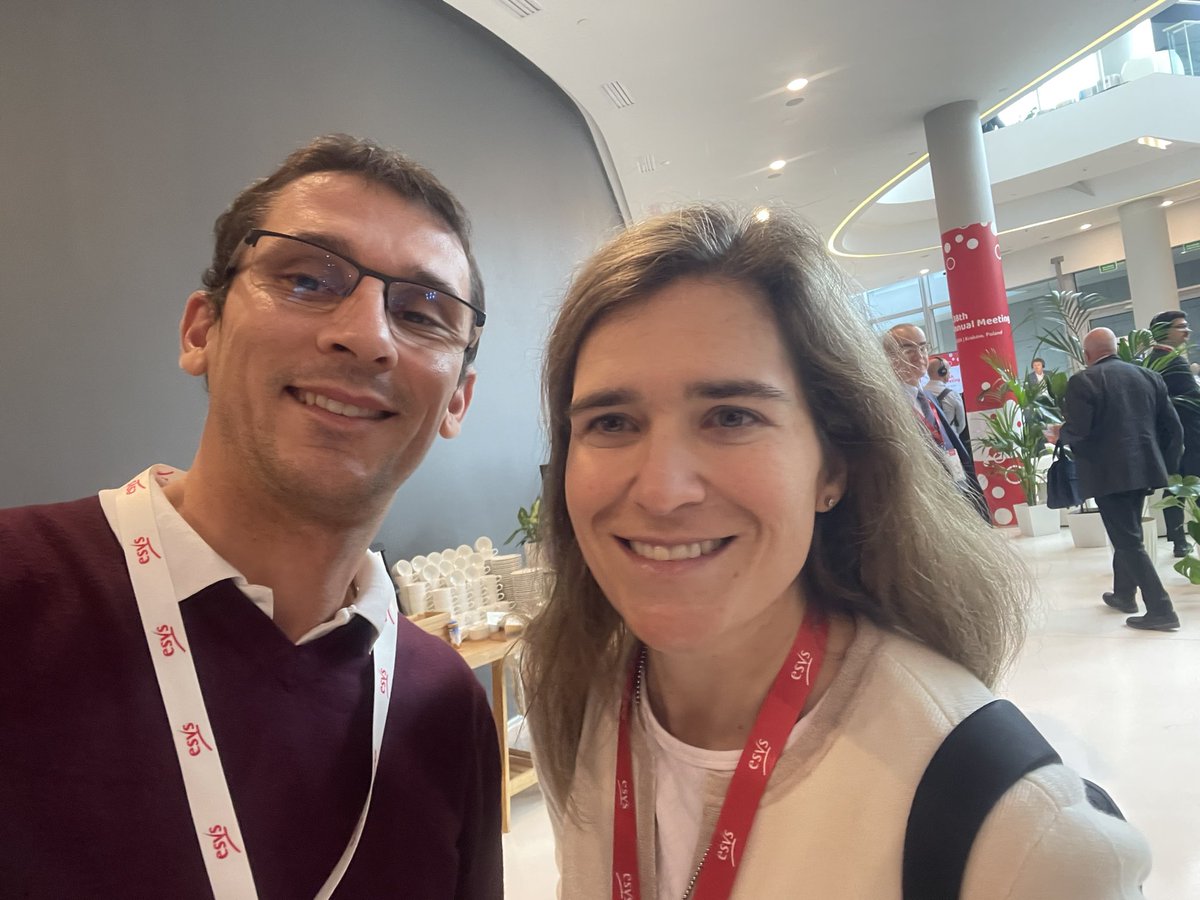 FLareyre's tweet photo. Nice to catch @CaitlinWHicks at #Esvs Krakow @ESVSmembership !
New issue @SeminarVascSurg will be released soon ! Stay tuned
@ahmedkayssi @TzeWoeiTan https://t.co/4uB4nudErw