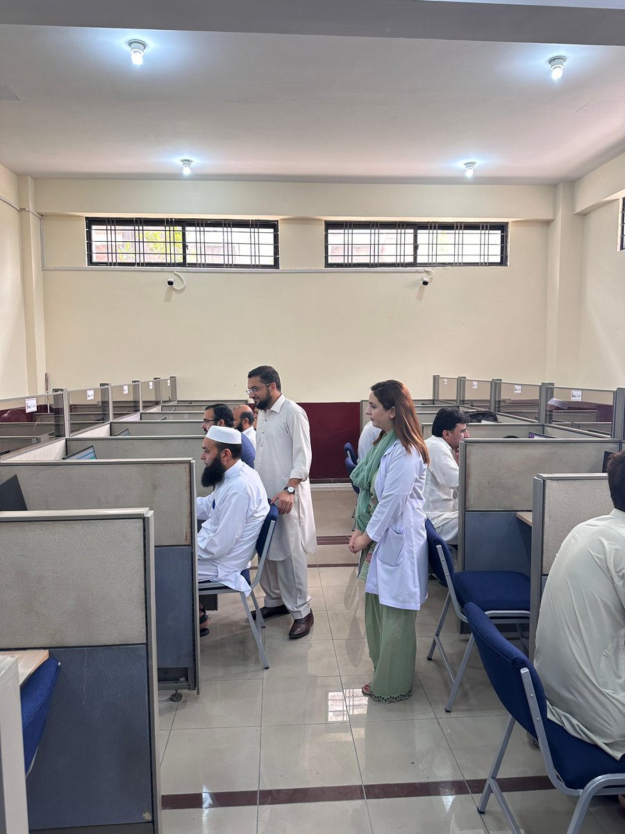 IPHSS_KMU's tweet image. We successfully Conducts entry test as E-Exam for MHR/MS Epid &amp;amp; Biostats.
 A total of 204 candidates appeared in the test, conducted via an innovative E-Exam platform.
@DrZia_ulhaq @drkhalidrehman @SFazid @NaumanArifKMU
 
#PublicHealth #Epidemiology #Biostatistics #EExam