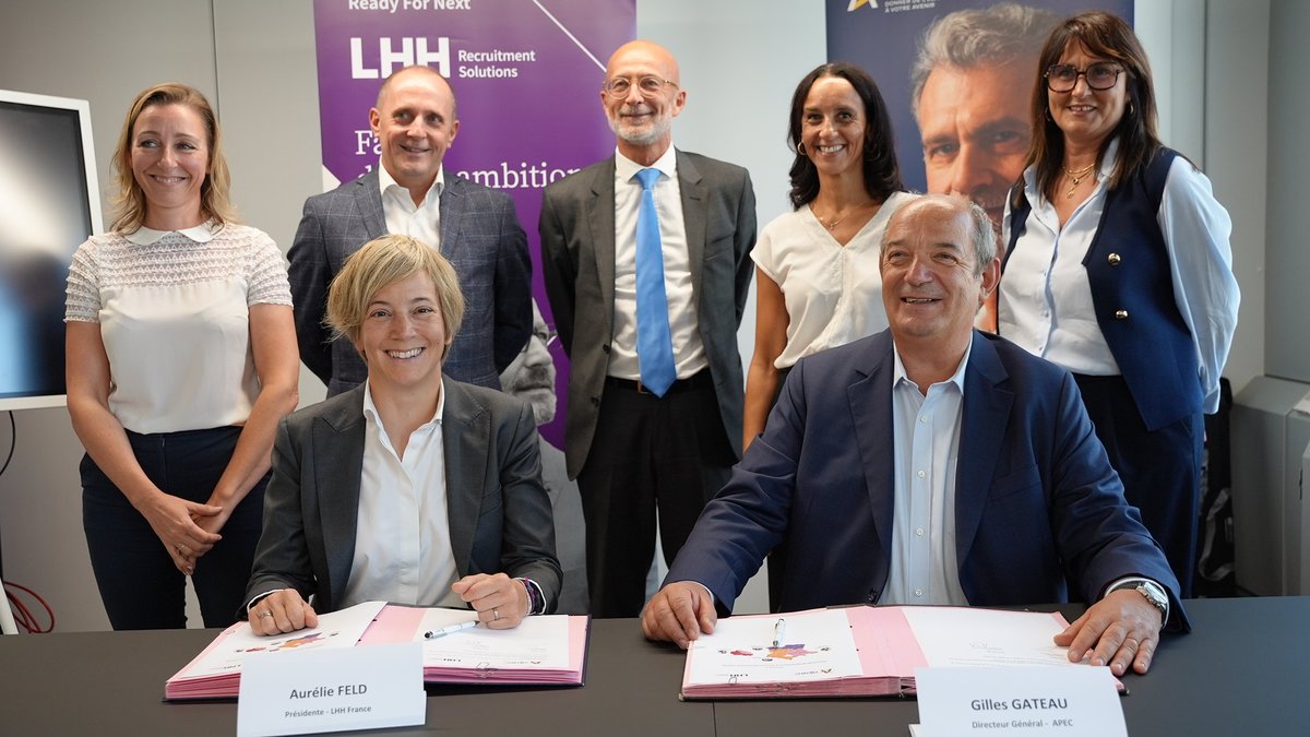 The Adecco Group FR (@adeccogroupfr) on Twitter photo Nous sommes fiers d'annoncer que <a href="/LHHrsFR/">LHH Recruitment Solutions France</a> activité de <a href="/LhhFrance/">LHH France</a> a signé un partenariat avec <a href="/Apecfr/">Apec.fr</a> jusqu'en 2027 !
Découvrez les actions concrètes pour renforcer l'emploi des seniors et offrir plus d'opportunités aux talents expérimentés 👉bit.ly/4ein9rs Nous sommes fiers d'annoncer que <a href="/LHHrsFR/">LHH Recruitment Solutions France</a> activité de <a href="/LhhFrance/">LHH France</a> a signé un partenariat avec <a href="/Apecfr/">Apec.fr</a> jusqu'en 2027 !
Découvrez les actions concrètes pour renforcer l'emploi des seniors et offrir plus d'opportunités aux talents expérimentés 👉bit.ly/4ein9rs