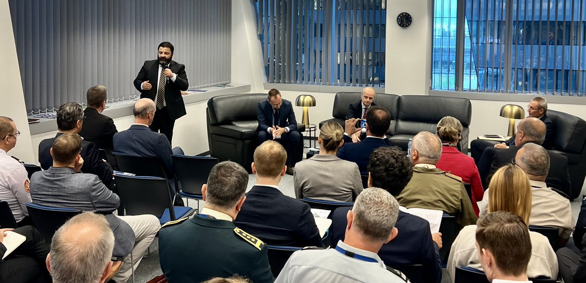 Dan Neculaescu tweet media