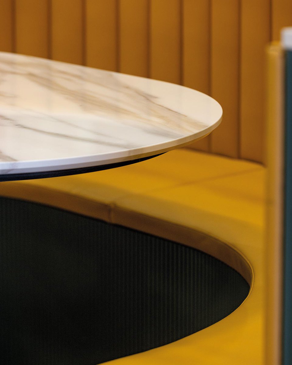 IrisICG's tweet image. At @CersaieOfficial, SapienStone 4D Ceramics join the Symphony in the Group’s Foyer.
An innovative surface embodying the sustainable soul of our Group, able to create a unique Symphony on its own or blending with the other technologies.

Find out more: irisceramicagroup.com/en/sinfonia/