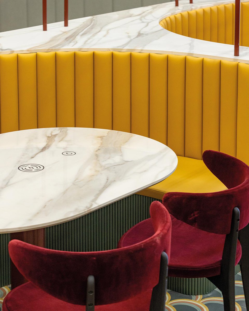 IrisICG's tweet image. At @CersaieOfficial, SapienStone 4D Ceramics join the Symphony in the Group’s Foyer.
An innovative surface embodying the sustainable soul of our Group, able to create a unique Symphony on its own or blending with the other technologies.

Find out more: irisceramicagroup.com/en/sinfonia/