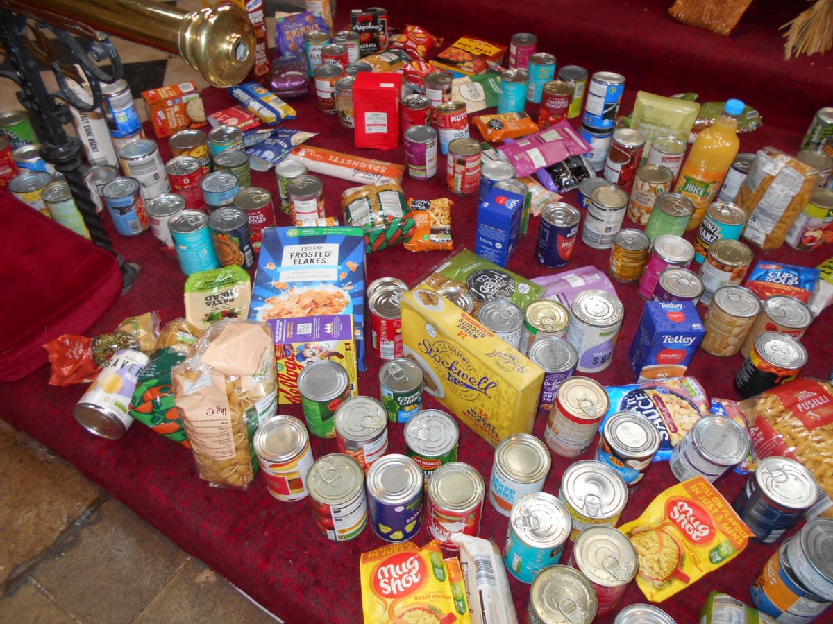 JohnClarePri's tweet photo. The whole school went to St Botolph's Church in Helpston to celebrate Harvest Festival this morning. The children enjoyed a lovely service and lots of food was donated to support the food bank in Peterborough. https://t.co/bvsyOIQPkQ