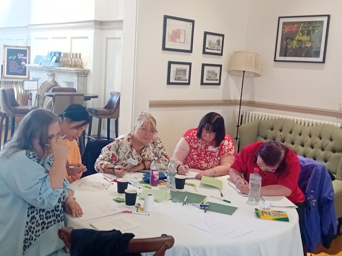Here <a href="/themet/">The Met</a> running Day 1 of our <a href="/FlourishCIC/">Flourish Together</a> #Bury #Socent support Time to Grow programme supporting local women changemakers to take their ideas &amp; ventures forward thanks to <a href="/WEAadulted/">The WEA</a> <a href="/BuryCouncil/">Bury Council</a> <a href="/heatherwaters15/">Heather Waters NatWest</a>