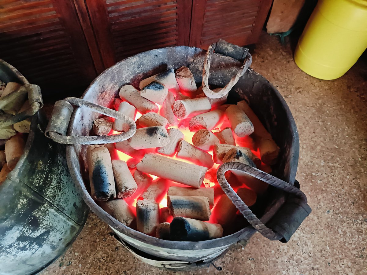 eco2libriumllc's tweet image. #Briquettes are not just an eco-friendly alternative to traditional fuels—they come with amazing benefits that make them a smart choice for your home or business. 
Make the sustainable switch today!