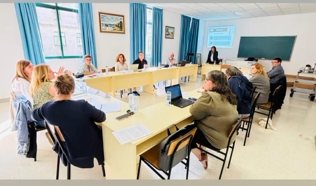 ICEUdGinnova's tweet photo. El Grup d’Innovació Docent (GID) sobre Mentoria en els estudis de Psicologia @iceudg ha presentat la seva experiència en el Seminario de Expertos en Mentoría Universitaria.
Més info🔗https://t.co/xOwWaV90h9

@univgirona @UdGEducacioPsic #UdG #InnovacioDocent #mentoria #psicologia https://t.co/ws1lzV0VEv