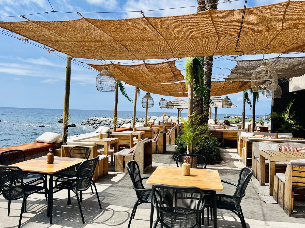 Kevinosjcp1's tweet image. Maderia Days 😎🏨☀️🌊🏝️💙🙏🏻#OceanViews #LunchwithaView #BeachClub