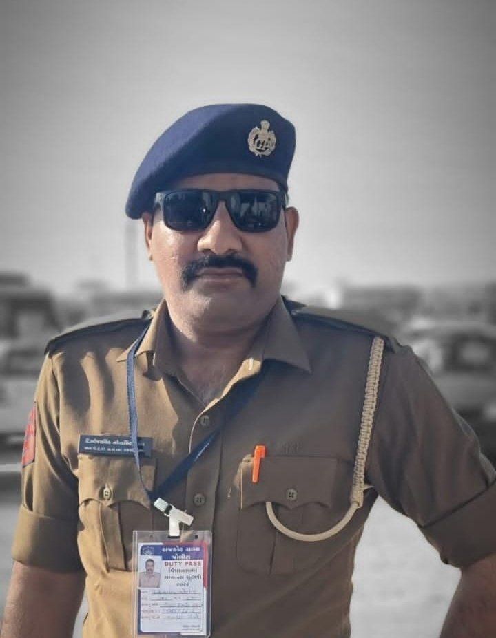 dgpgujarat's tweet photo. Deeply saddened by the unfortunate demise of Police Head Constable Digvijaysinh Rathod of Rajkot Rural district, who met with an accident while travelling on official duty today early morning. Om Shanti. https://t.co/PkFp6gRp2t