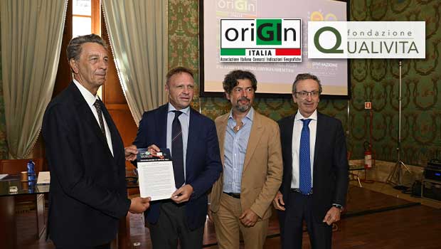 #G7Agricoltura <a href="/origin_italia/">Origin Italia</a> consegna ai Ministri delle delegazioni internazionali la #DichiarazionediOrtigia 2024: rilanciare #sviluppo globale delle #IndicazioniGeografiche e promuovere la #cooperazioneinternazionale

👉shorturl.at/uuyM4

#DOP #IGP #G7ITALIA2024 #Africa
