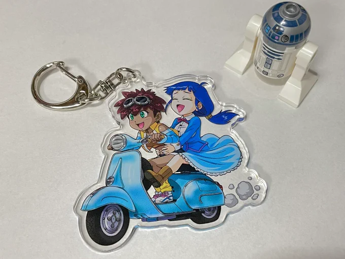 アクキー届いたヨー!色味は若干変わってるけどCMYKだから仕方なし仕上げも丁寧でめちゃ気に入りました!これは…売れるッ(売りません) 