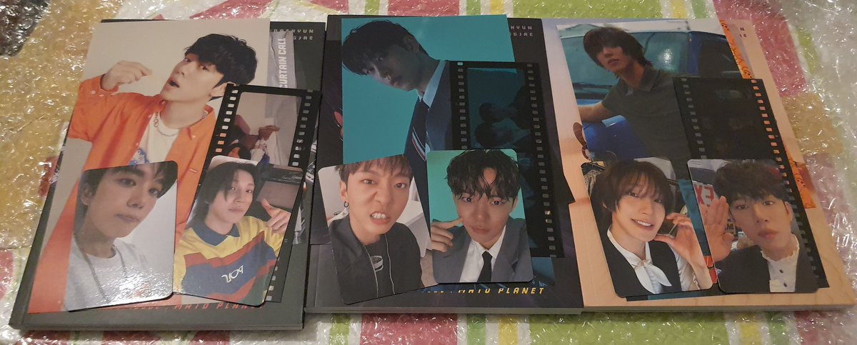 1004MaknaeLuck's tweet photo. Merci @KMuseGO , trop contente d'avoir reçu les albums de B.A.P, @YonghoonBstVoca est ravie de ses albums et pulls aussi😊 Merci d'avoir comblé 2 babyz🥰🥰🥰 Tout est bien arrivée, nickel 😊
#kmuseproof #BAP  #BJYM #CURTAIN_CALL https://t.co/DFzJn8z4ba