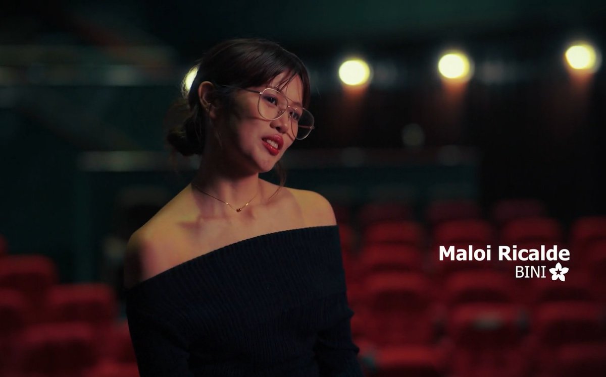 macoletontop's tweet photo. Seventh, we may seem to see Maloi as always the quirkiest and most hyper one in the group. The one that has so much love and care to give that she couldn't contain it to herself so she express it through words and actions. We seldom see her struggles cos she doesn't show it and we'd hardly ever notice, because we always see her so accommodating to everyone because that's who and how she is. But she is just as a human and a teenager most of us once were, who needs to be taken care of too. Her heart always have a place to see the good in people. She has such a soft but a fighter heart and I admire her so much for that. May this harsh world not change her heart.