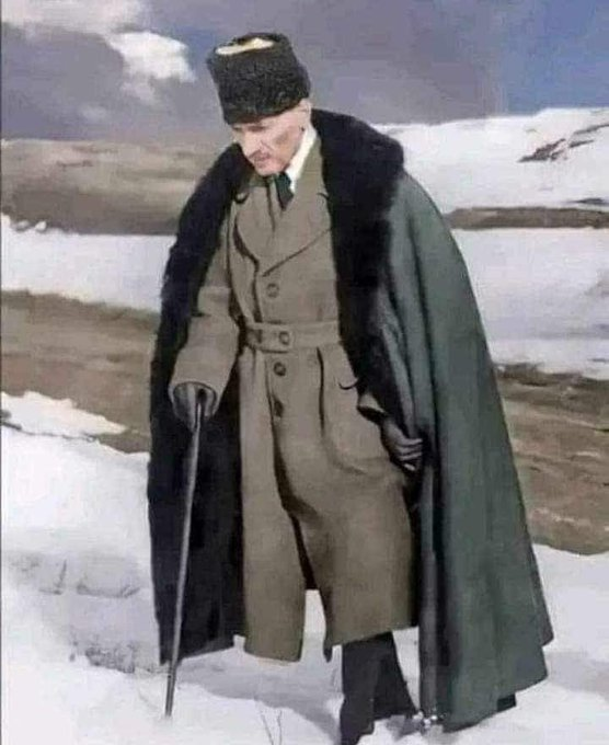 TC_MKemal's tweet photo. Gazi Mustafa Kemal Atatürk

Beğenen yoruma 💓 koysun lütfen https://t.co/ekyiRQsK9W