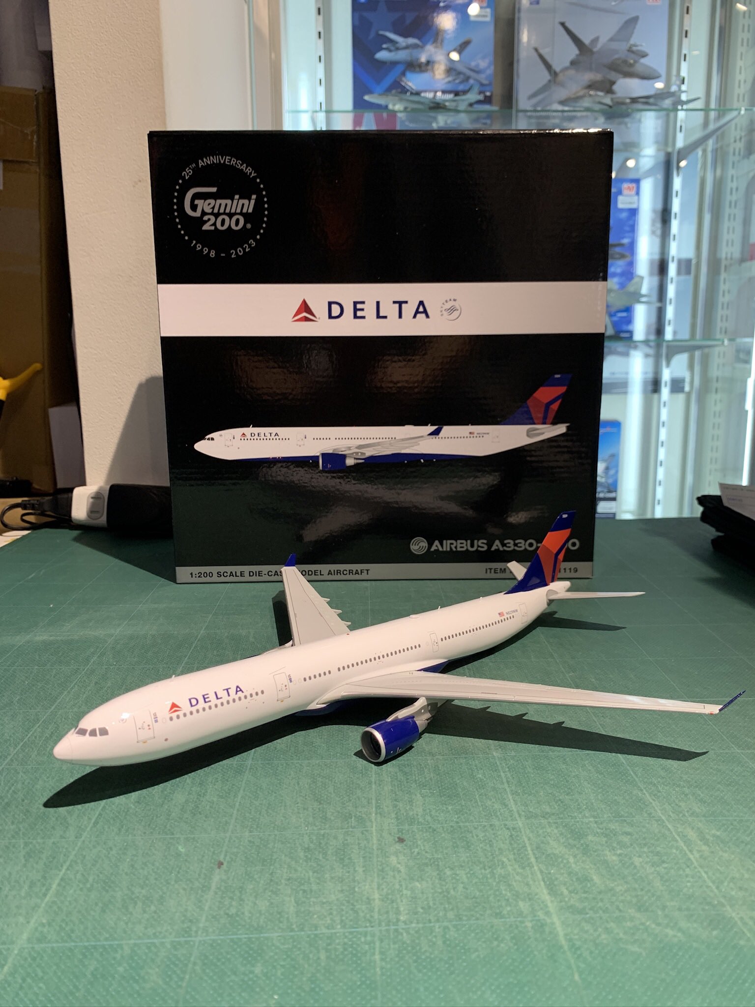 新品】デルタ航空 エアバス A330-300 1:400 （航空機模型トップ