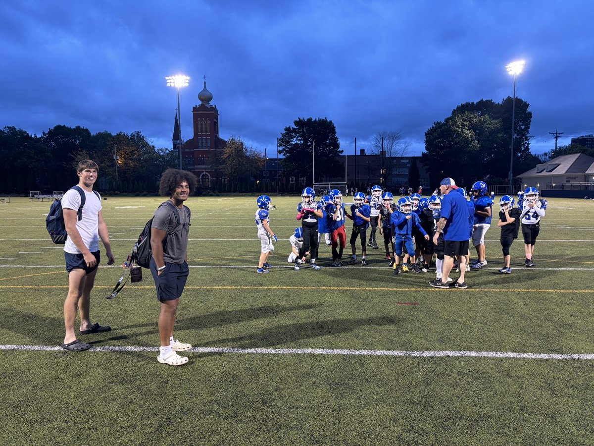 WyoSemFootball's tweet photo. It was great having our local youth program at our facility last night. The Community is important to our football program! #SEMthingSPECIAL Swoyersville Sailors https://t.co/DtAR0hnbwL