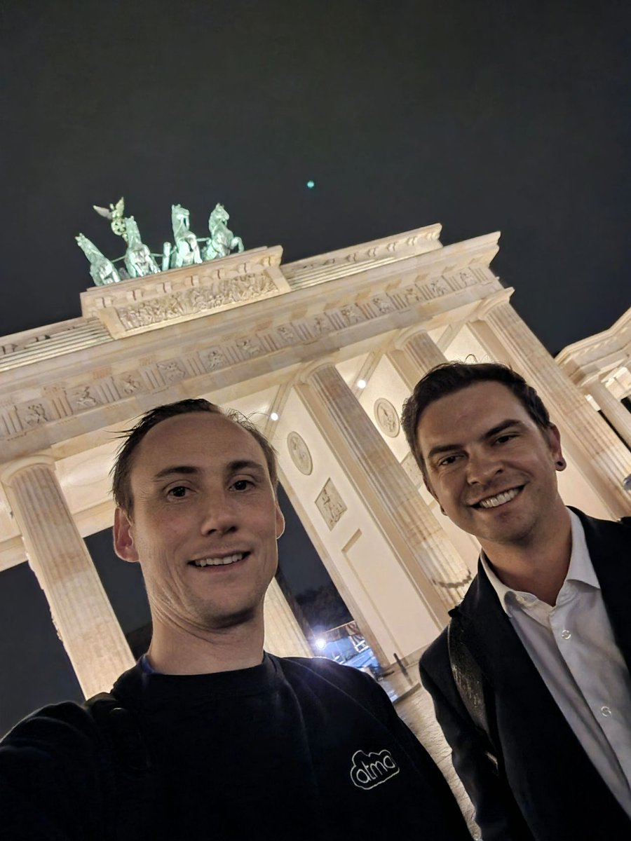 AtmoTechnology's tweet image. Thanks to RIA @railindustry for hosting a great event at the British Embassy in Berlin last night. 

It&apos;s our last day at @InnoTrans today - very productive so far and more good meetings to follow! 🙌