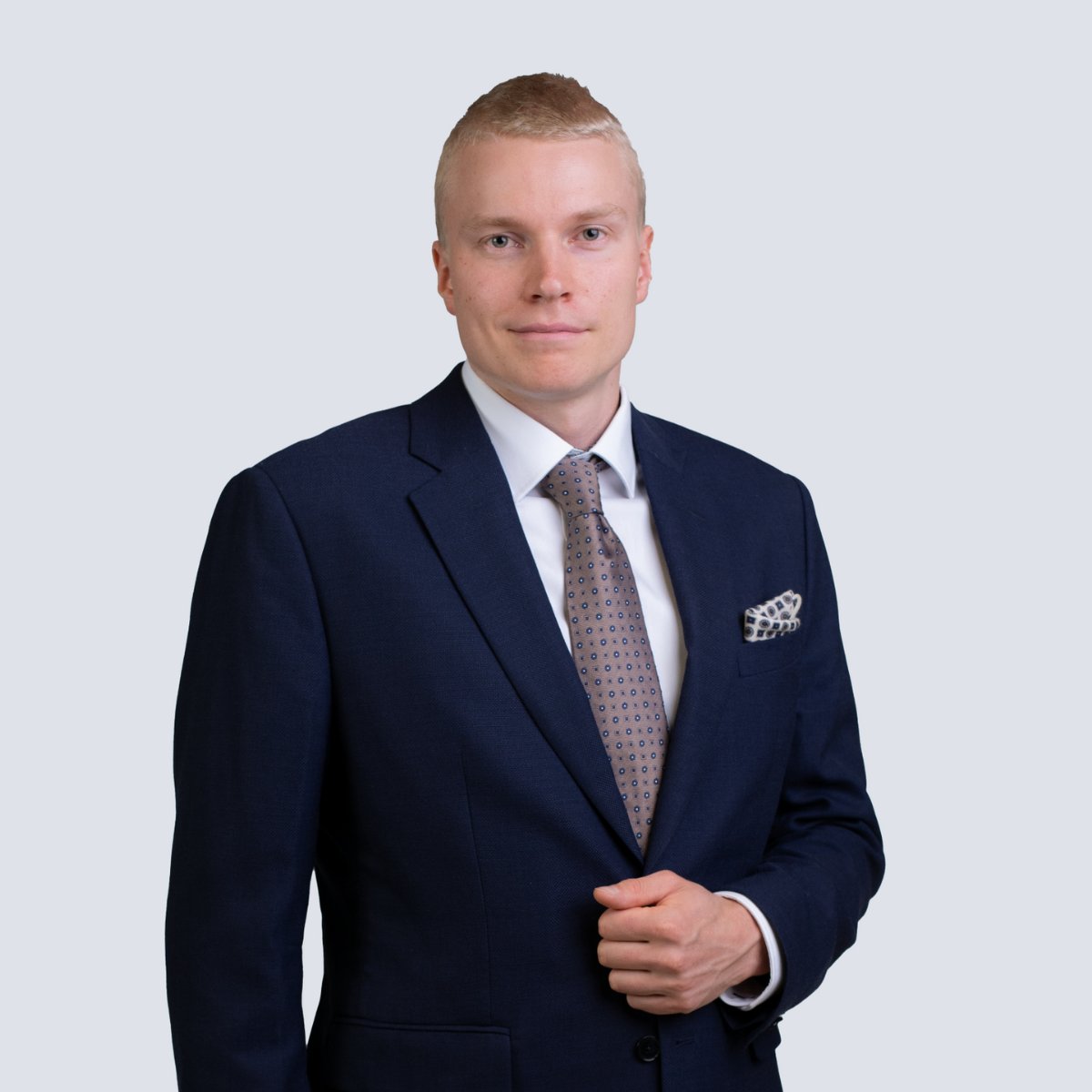 Our dispute resolution expert Sami Koponen will represent us at #TallinnArbitrationDay on 3 October 2024. Attending the event and want to connect with Sami? Feel free to reach out directly to arrange a meeting: bit.ly/3XHU55p 🔗