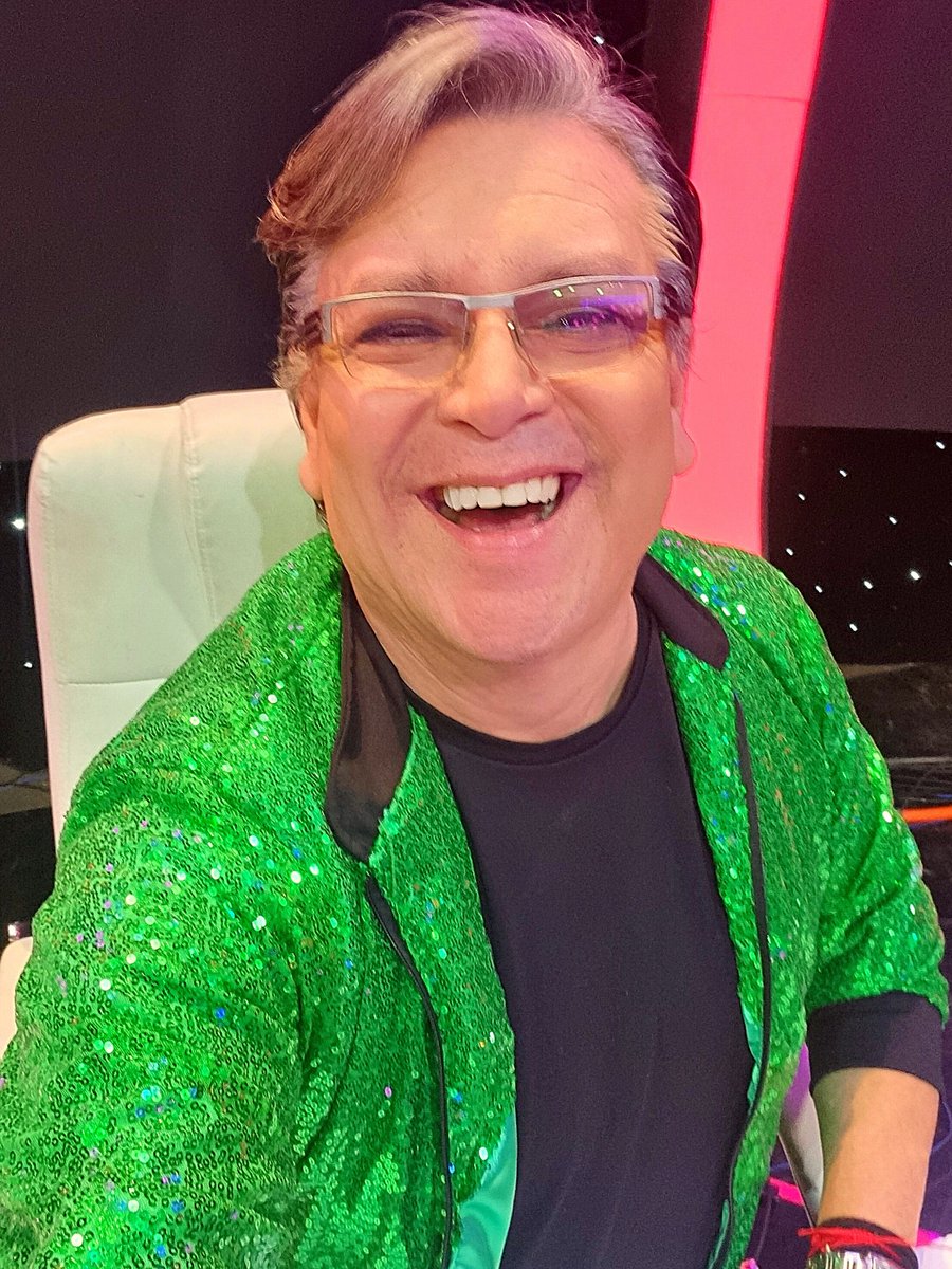 milibritez's tweet photo. Buenos días señorías!!!
Comunico que hoy regreso a la mesa del jurado del #BCPY 
Muchas gracias a todos por la energía positiva y los deseos de pronta recuperación 🙏 https://t.co/fYbXlWGUL9