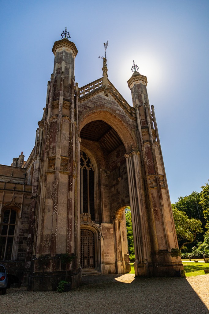 LoveXchurch's tweet photo. We have some stunning architecture across Christchurch, Highcliffe & Mudeford, like the fabulous example of Highcliffe Castle!
Take a moment out of your day and just look 'up' #LoveHeritage #LoveArchitecture #LoveHighcliffe #LoveXchurch https://t.co/e33jMn1xml