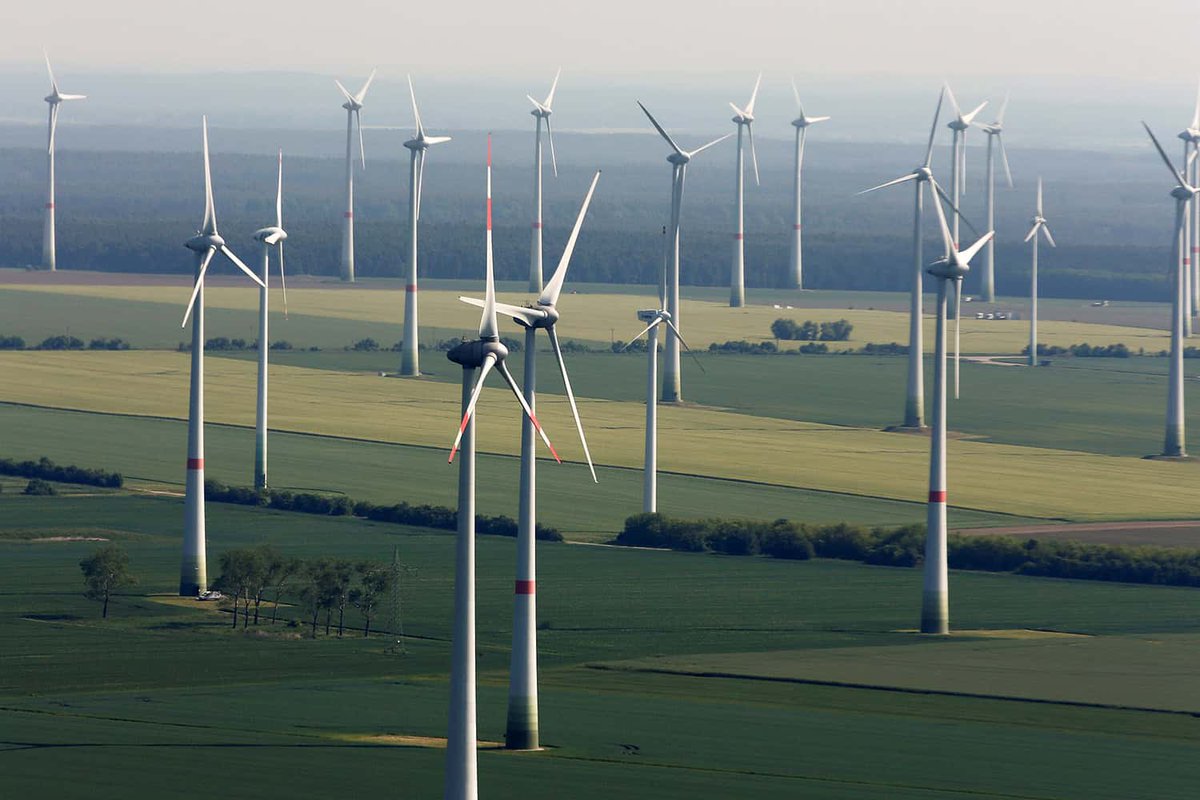 _BlueEurope's tweet photo. The EU's Green Deal requires global collaboration to succeed, as climate change is a worldwide challenge. Europe must lead by example in green innovation and international cooperation. Click the link to read!
#EU #GreenDeal #ClimateAction
https://t.co/A7ngqhpBit https://t.co/8cllVNldow