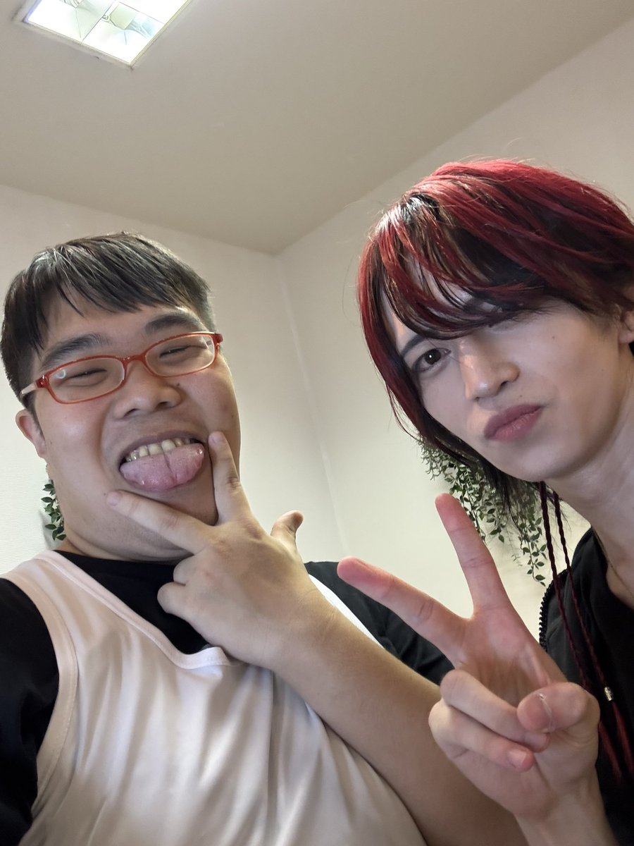 Rental_Messiah's tweet photo. レンタル・メサイア
記念すべき1回目にょ✨

最初が素敵な人でよかった〜ん！ https://t.co/zExYqXGQ0i