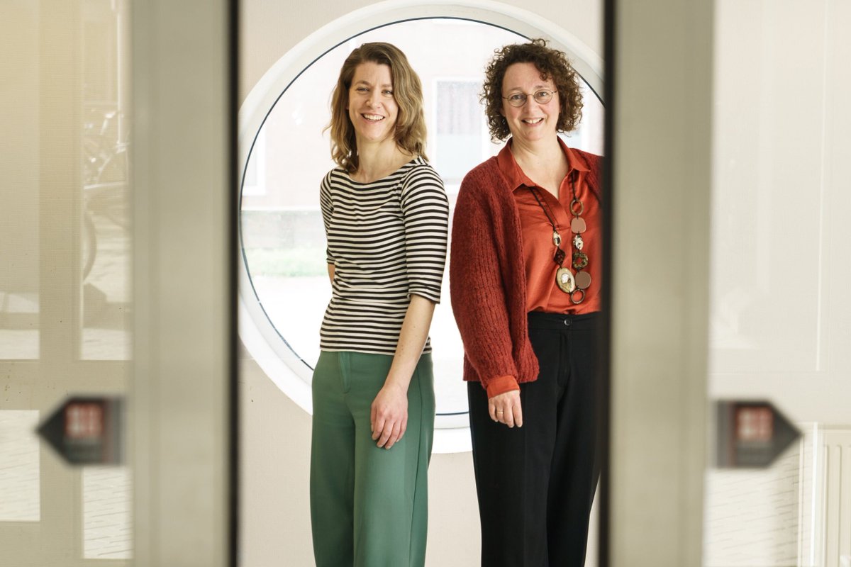 univgroningen's tweet image. Vrouwen worden anders behandeld dan mannen in de zorg, met grote gevolgen ⚕️

Op 02-10 duiken historici Rina Knoeff en Karen Hollewand (@FacultyofArtsUG) in de geschiedenis van het vrouwenlichaam in de zorg. Lezing Studium Generale Leeuwarden 👇
sgleeuwarden.nl/2024/06/24/de-…