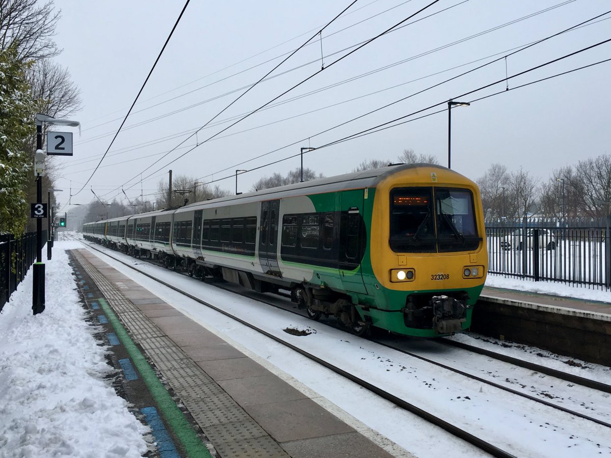 Trident4386's tweet image. With today due to be the penultimate operations of Class 323s in the West Midlands, it seems fitting to look back on the trains that made my childhood.

Won’t be the same without them 🫡
#Centro323Farewell #Class323